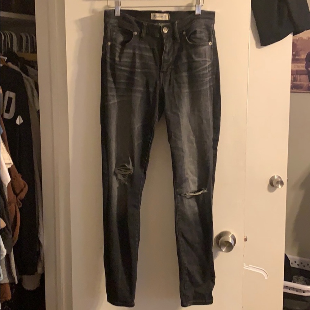 Madewell distresses skinny jeans